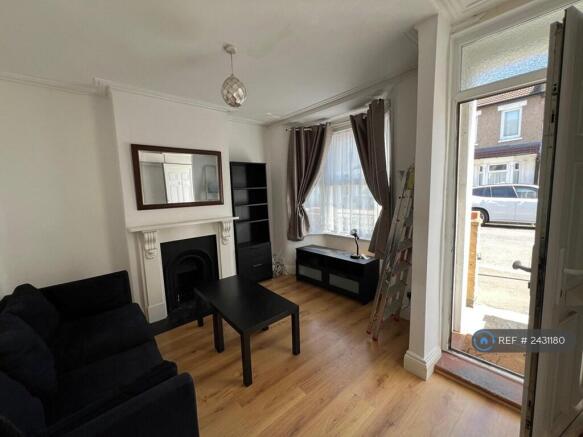Lounge/Living Room