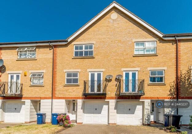 Front Of House And Garage