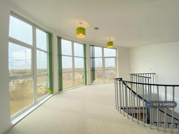 Upper Lounge