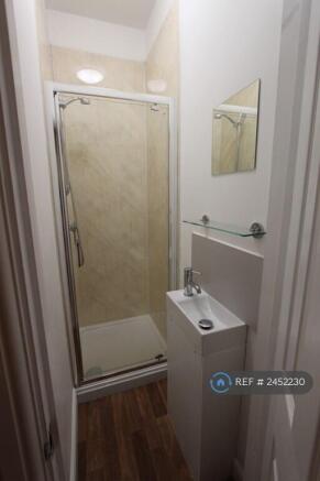 Room 1 Ensuite