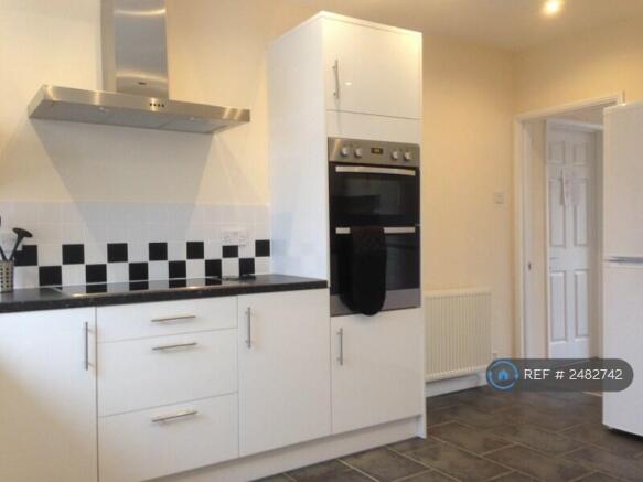 Large Well-Equipped Kitchen