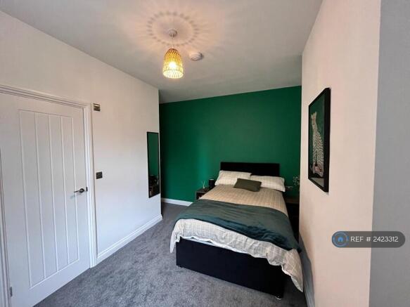 Ensuite Room 4