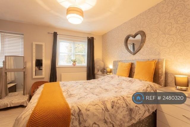 Double Bedroom And a Single Bedroom