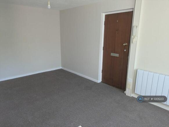 Lounge/Bedroom