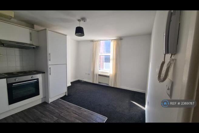Kitchen/Lounge