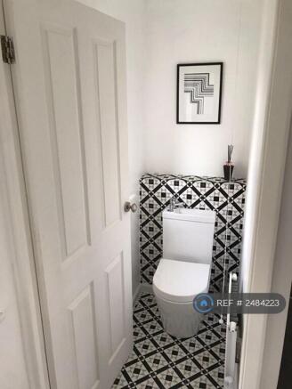 Toilet Upstairs 