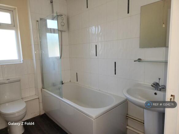Bathroom (Awaiting Redecoration)