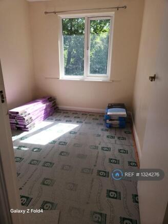 1 Bedroom (Awaiting Redecoration)