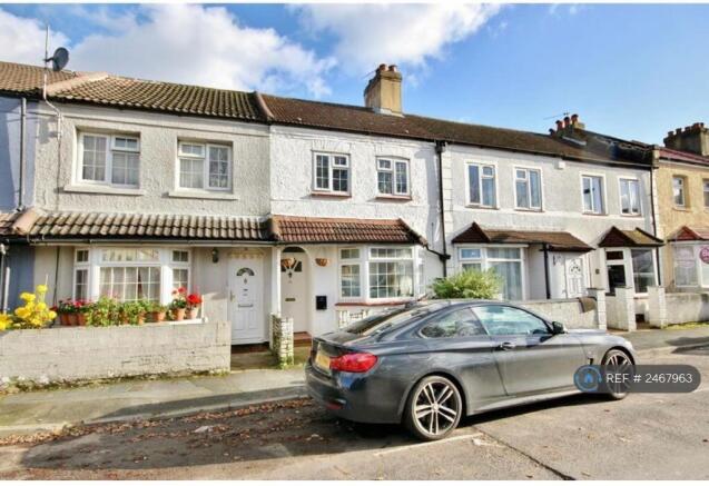 Rooms Available From £530p/m In Woking