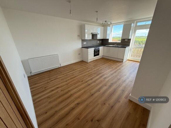 Lounge, Kitchen, Diner