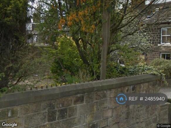 Secluded Private Road Near To All Amenities.