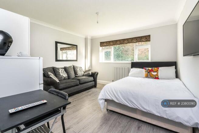Fully Furnished Unit With Smart Tv