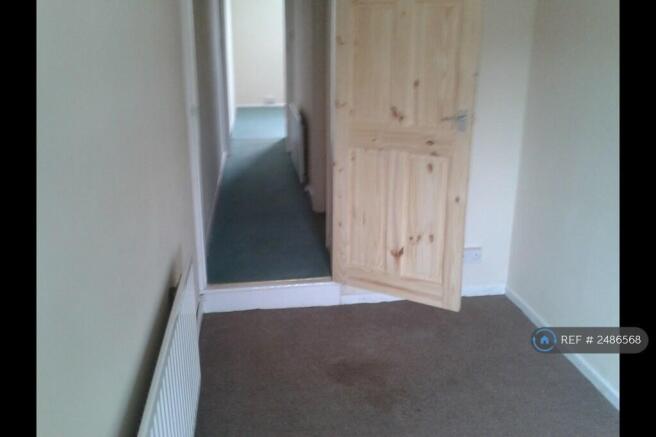 Small Room 3.55 By 2m 