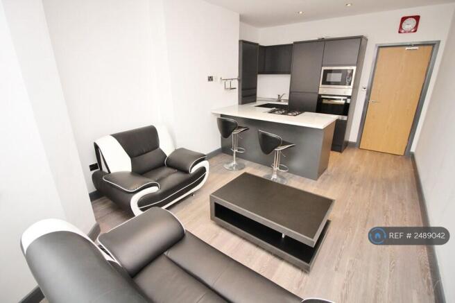 Lounge/Kitchen