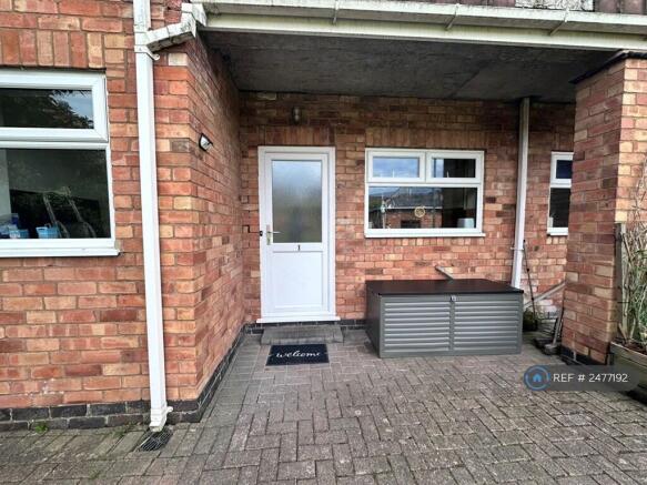 Studio Flat.Fabulous Location 