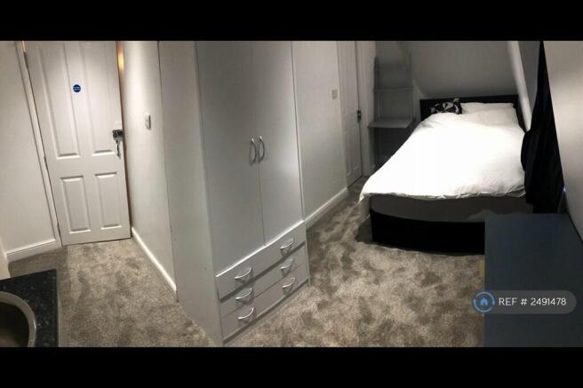 Double Bedroom With Private Ensuite
