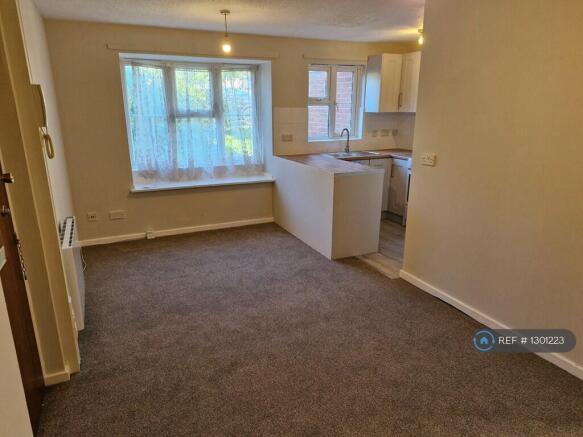 Lounge/Bedroom