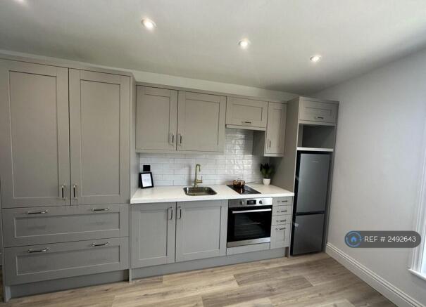 Room 10: Kitchen 