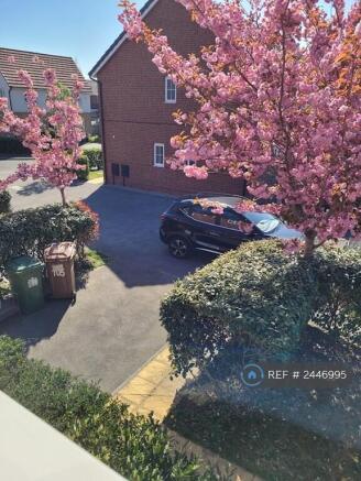 2 Bed House Share 