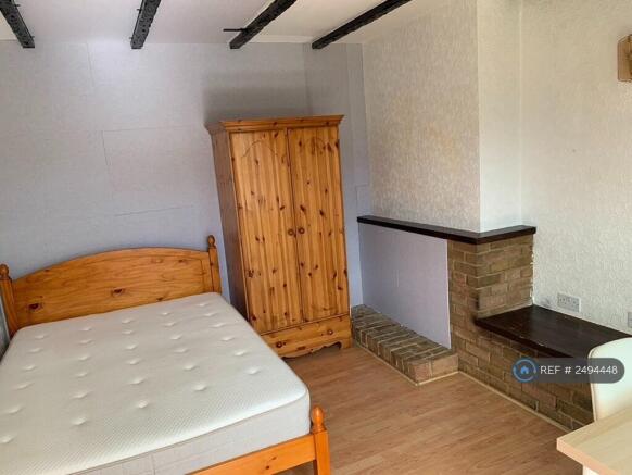 Double Room (Room 2)