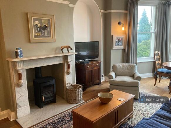 Bedroom For Rent In a Beautiful Shared Flat