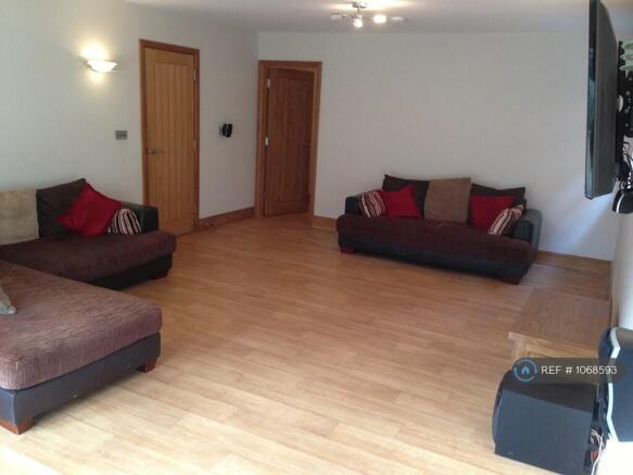 Spacious Lounge