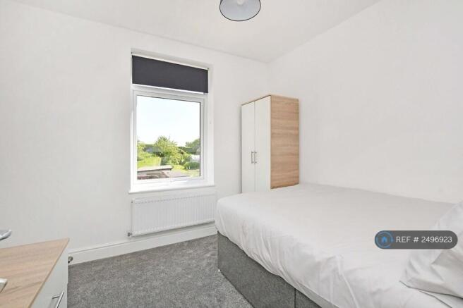 Bedroom 2 (1)
