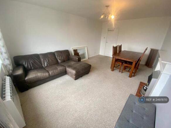 Lounge 1