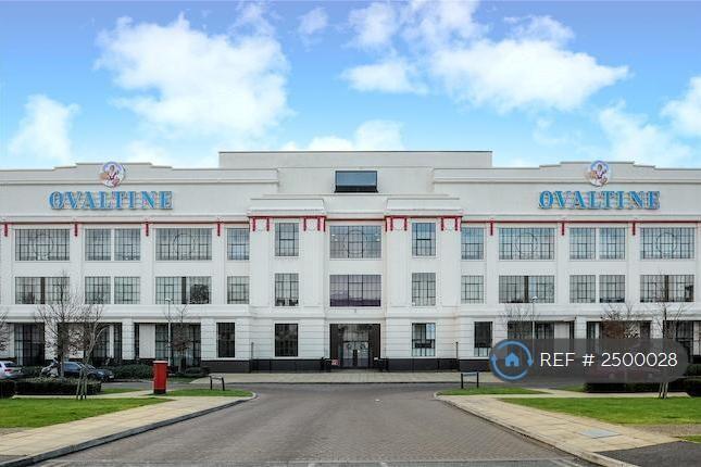 Original Art Deco Facade