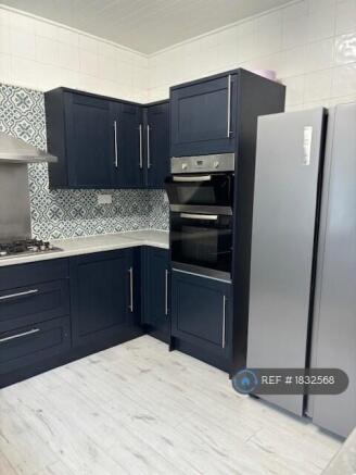 Main Kitchen With American Ff