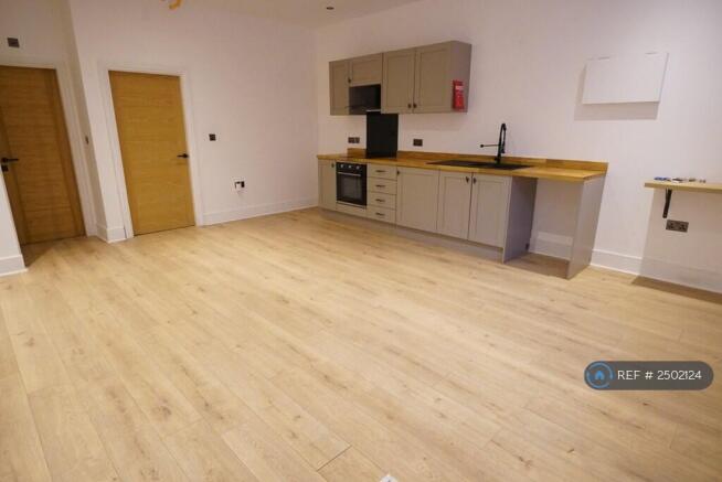 Kitchen/Living Area