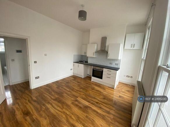 Kithen/ Living Room 