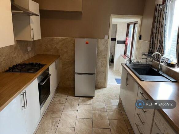 Kitchen (Renovated)