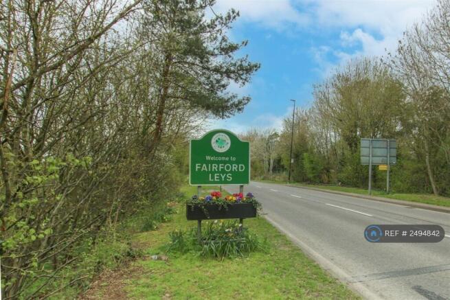 Fairford Leys Village