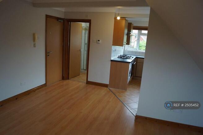 Studio Room Photo 1