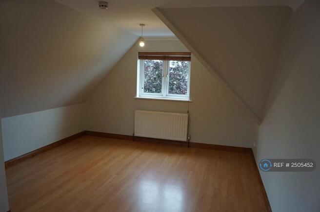 Studio Room Photo 2
