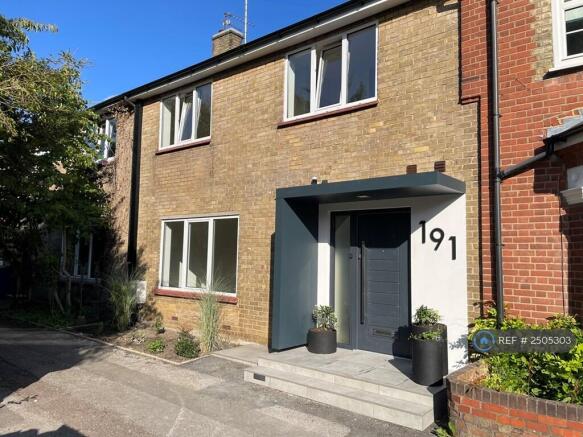 4 Bed Property