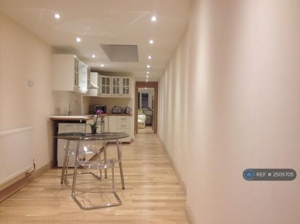 Sitting Room/Kitchen