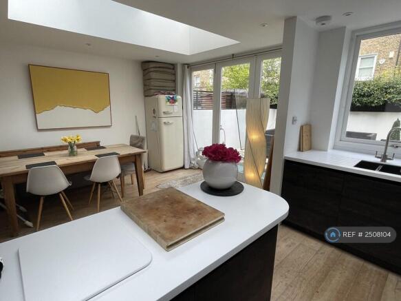 Kitchen & Dining Area
