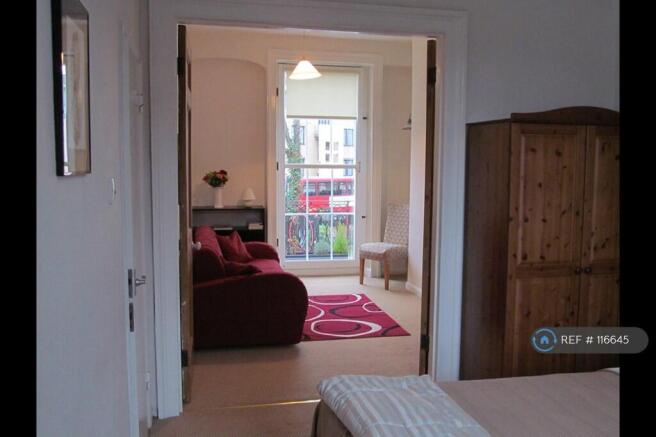  Georgian Doors Open Out To Create More Space