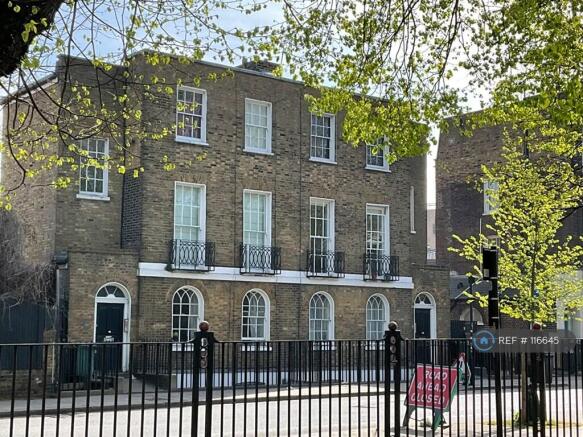 Bright, One Bedroom First Floor Flat