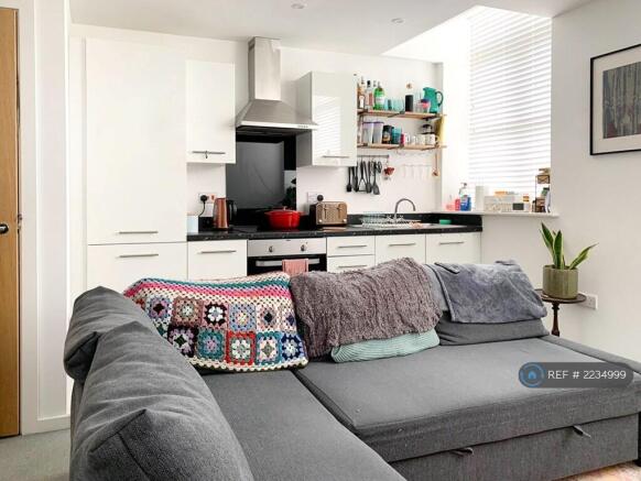 Kitchen/Living 3