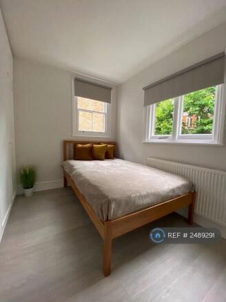 Bedroom / Studio Room