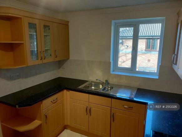 Kitchen Pic 1