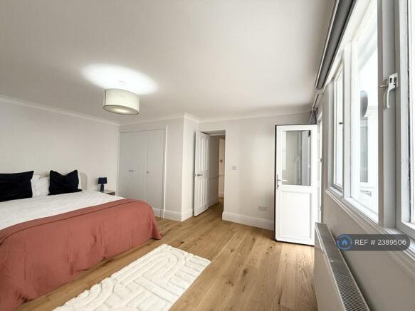 Large Bedroom 