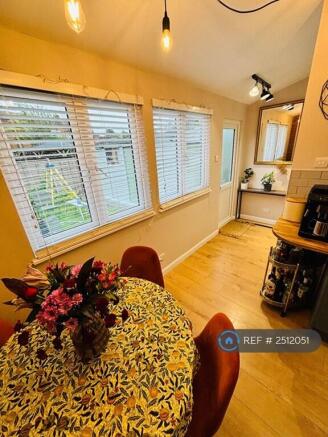 Diner/Garden Access