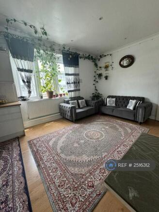 Lounge/Kitchen 