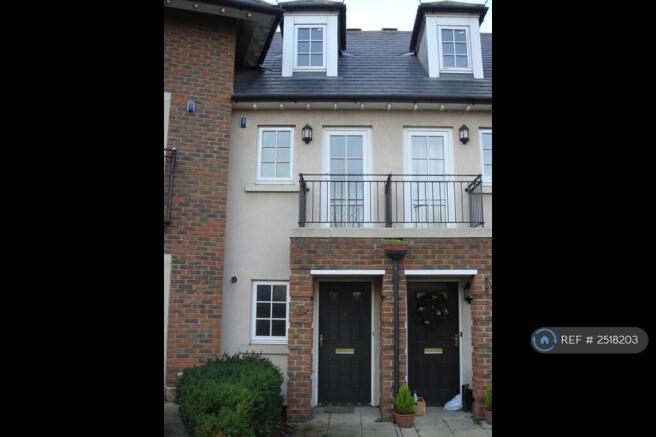 2 Bed House. Ingress Park. Greenhithe