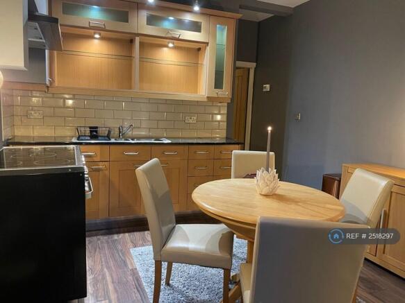 Dining/Kitchen 