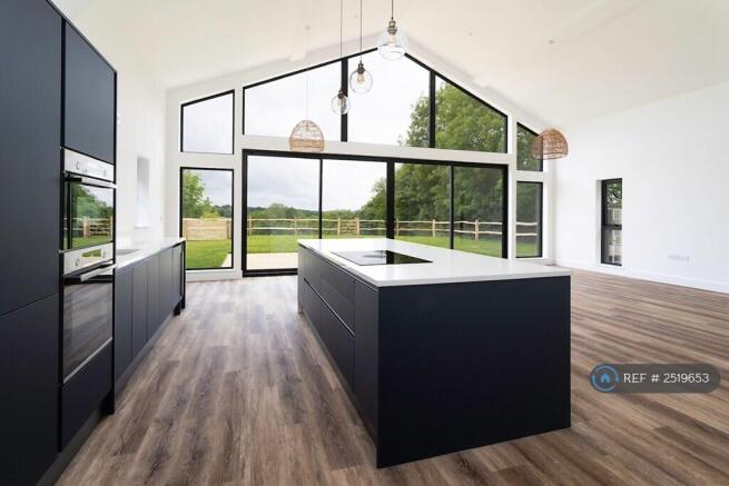 Kitchen / Living